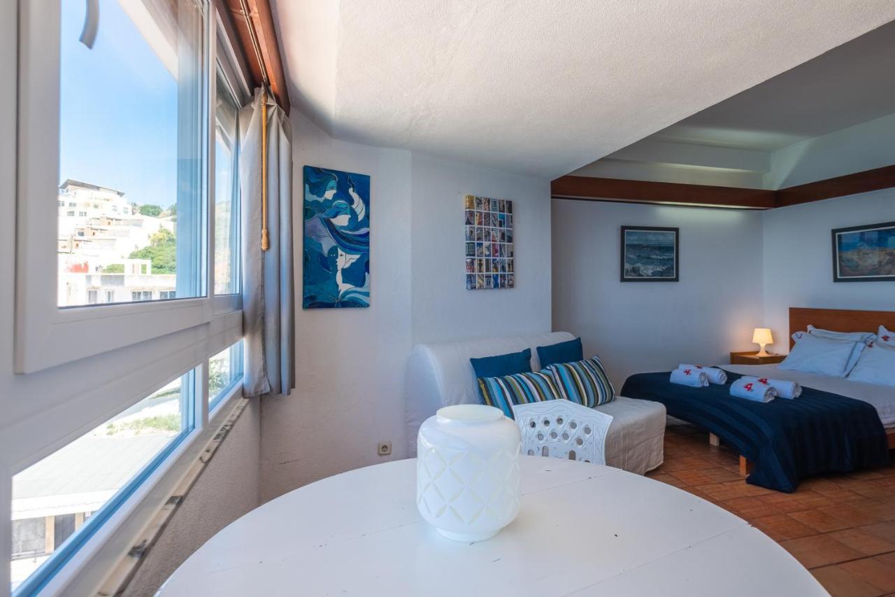 Rent4Rest - Sesimbra Ocean View Studio Buitenkant foto