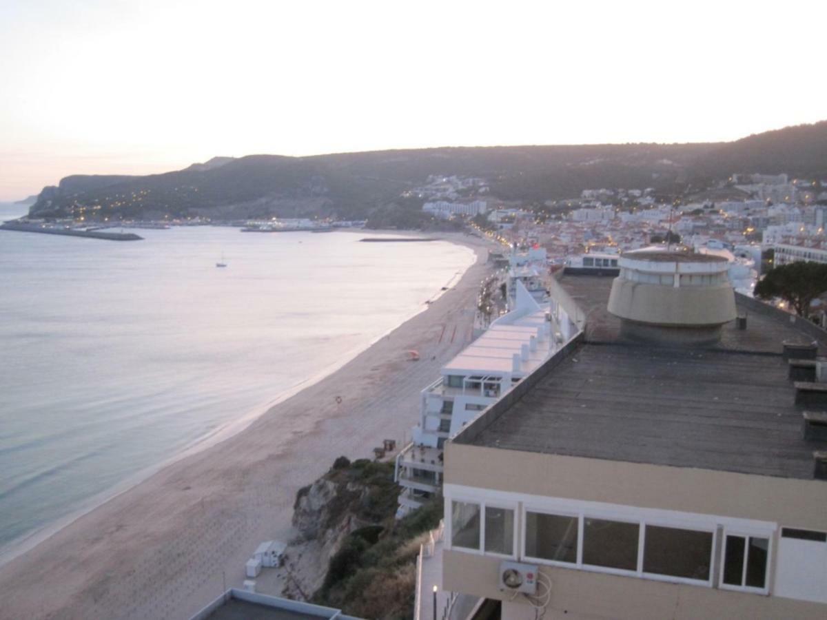 Rent4Rest - Sesimbra Ocean View Studio Buitenkant foto